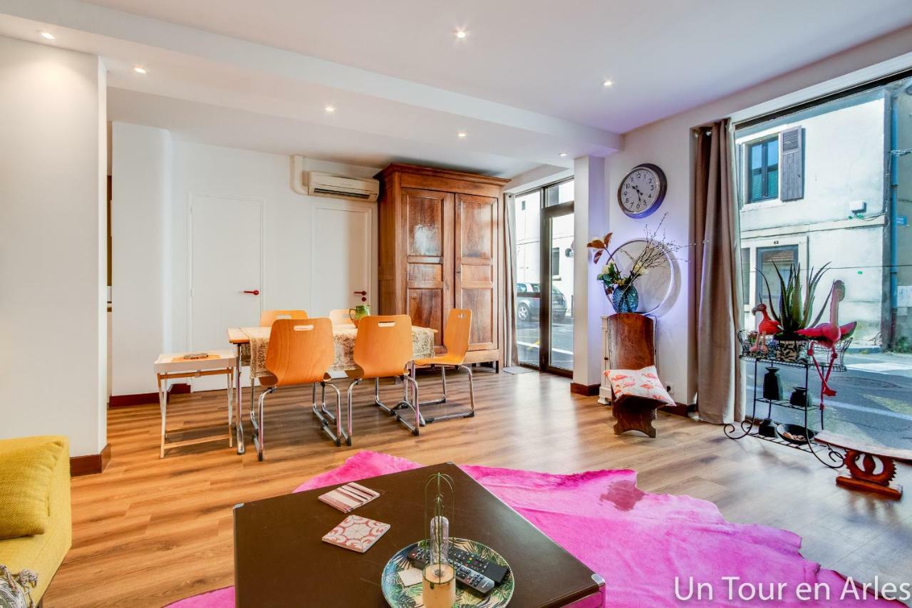 Un Tour En Arles Apartment Luaran gambar